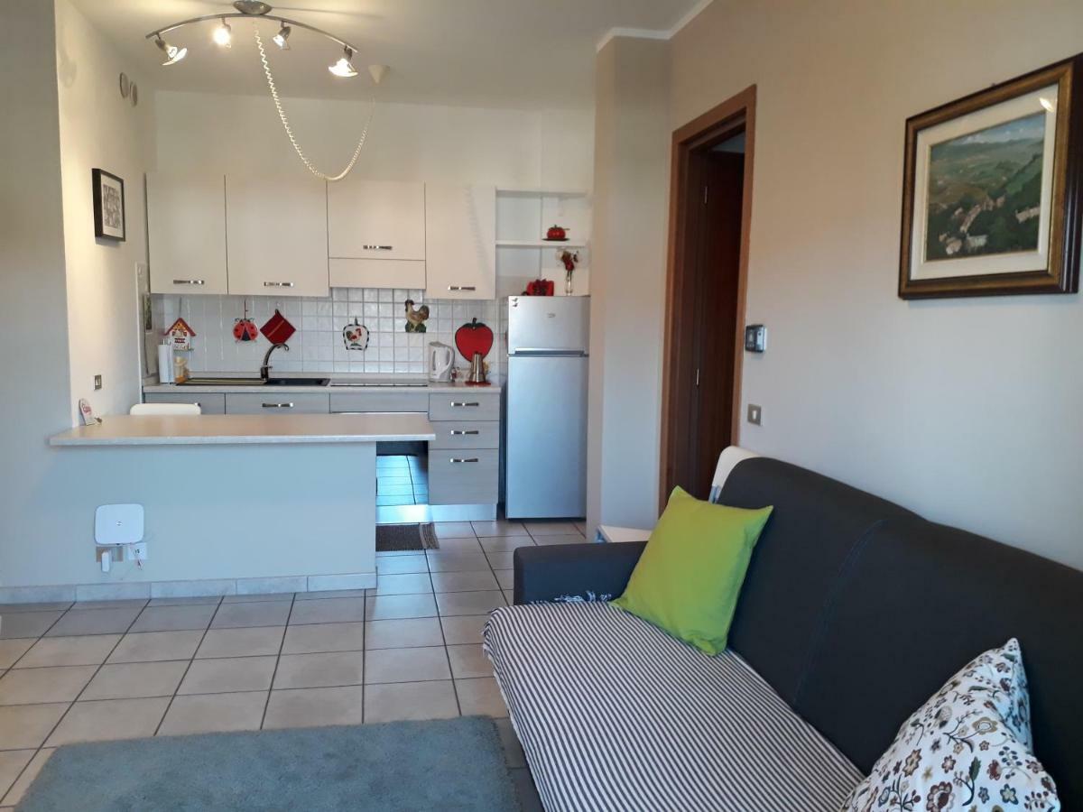 Il Bel Juk Apartment Alba  Bagian luar foto