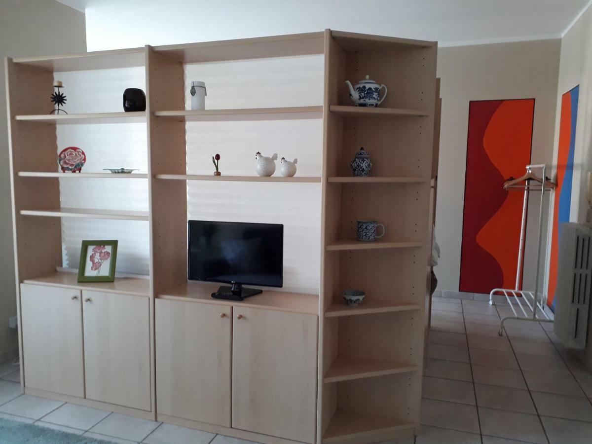 Il Bel Juk Apartment Alba  Bagian luar foto